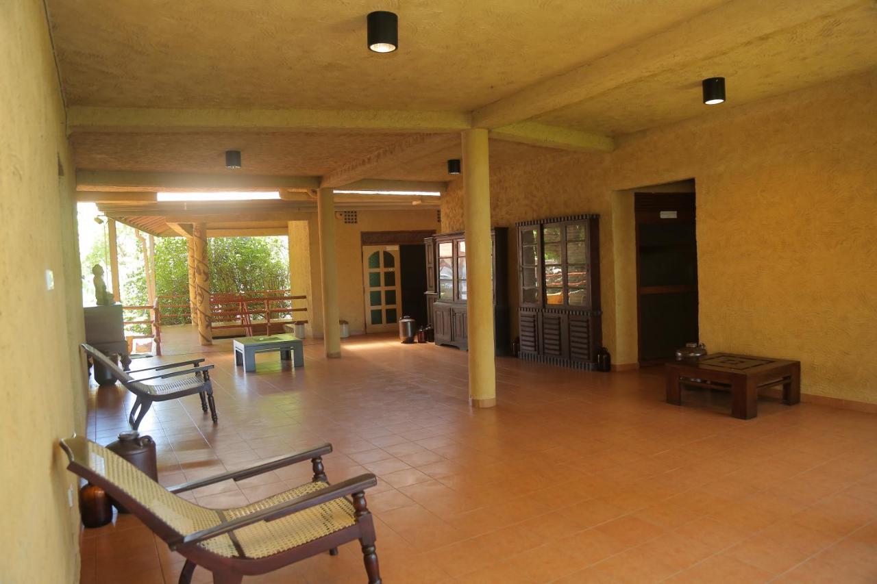 Laluna Ayurveda Resort Bentota Exterior foto